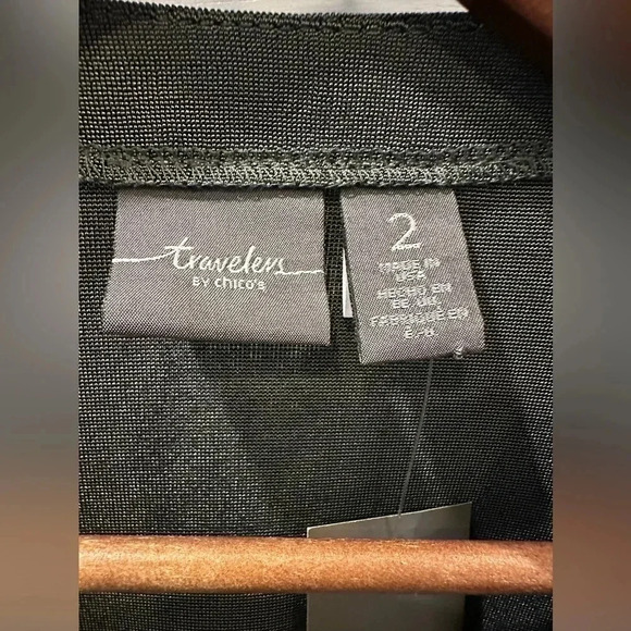 Chico’s TRAVELERS CLASSIC
Zipper Vest- size 2 - Picture 3 of 5